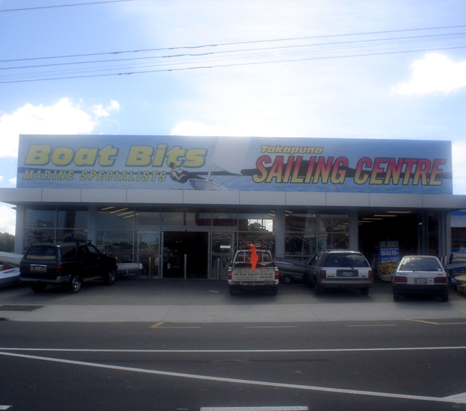 Takapuna Sailing Centre main sign one year after installation December 2008