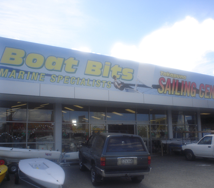 Takapuna Sailing Centre main sign one year after installation December 2008